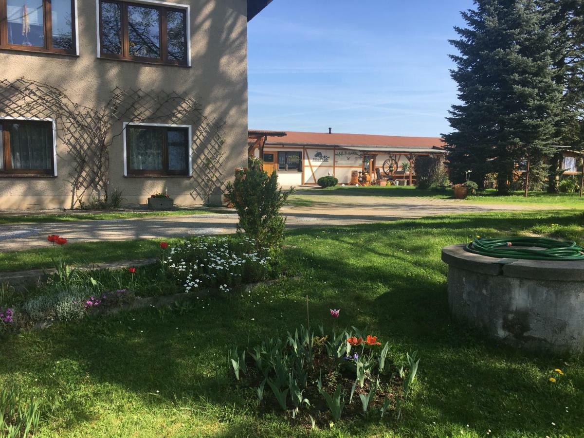 Ferienwohnung Fam.Stecher Malschwitz Exterior photo